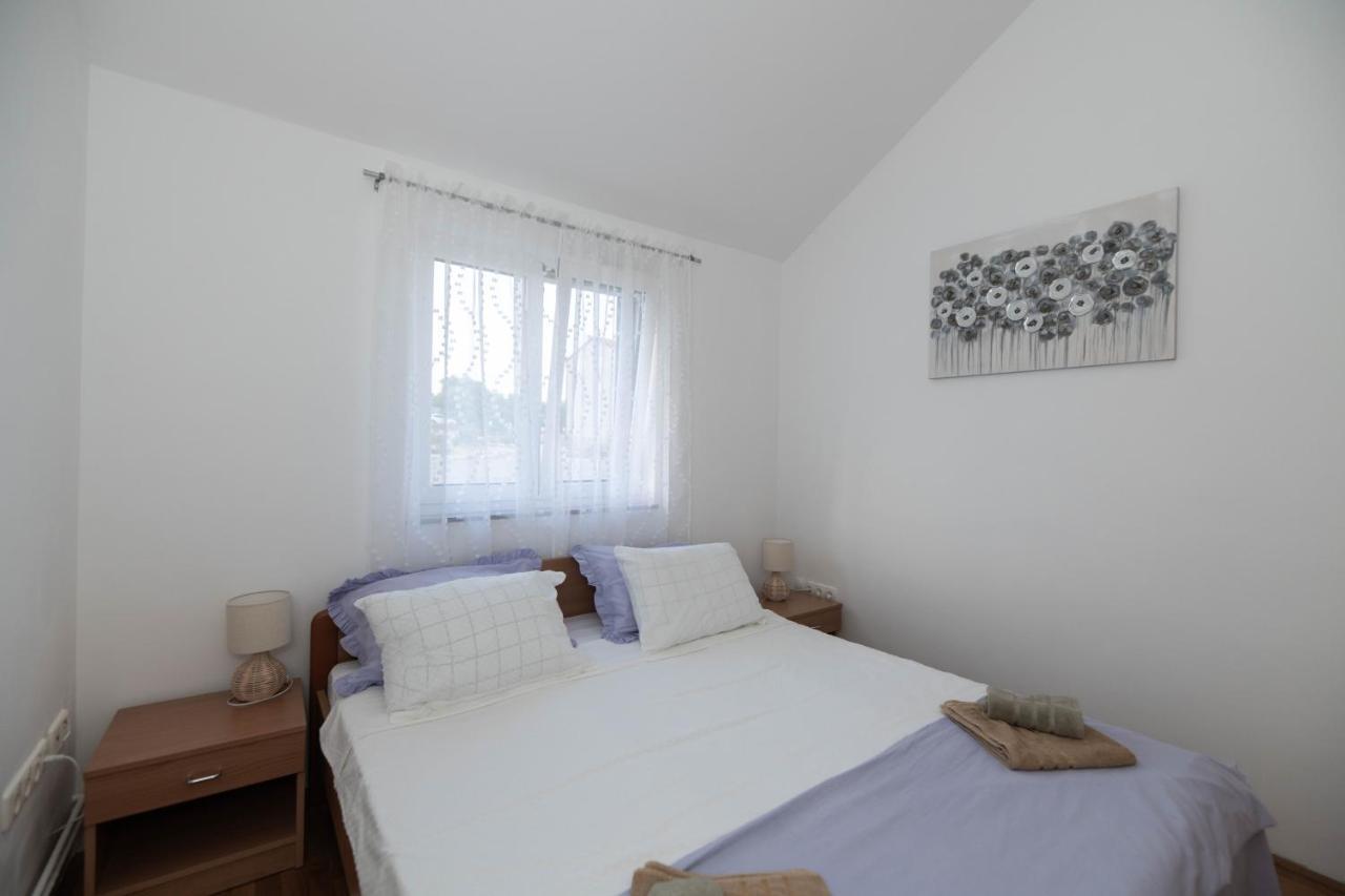 Sunny Beach Apartments シベニク エクステリア 写真