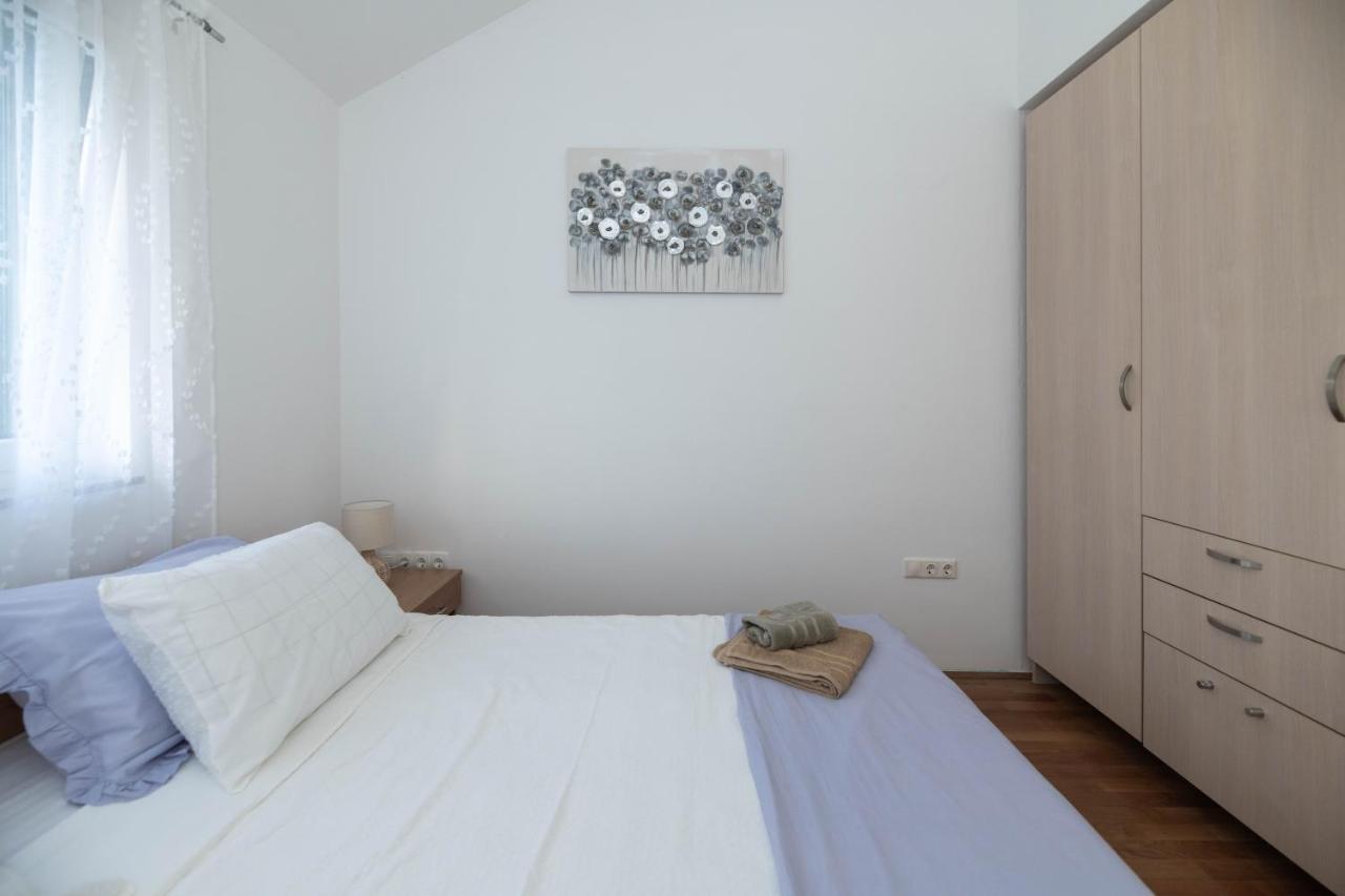 Sunny Beach Apartments シベニク エクステリア 写真