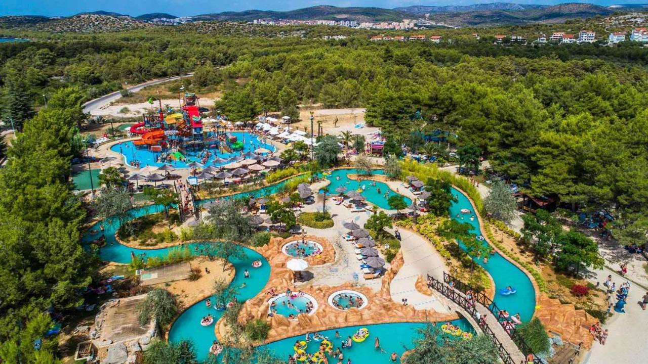 Sunny Beach Apartments シベニク エクステリア 写真